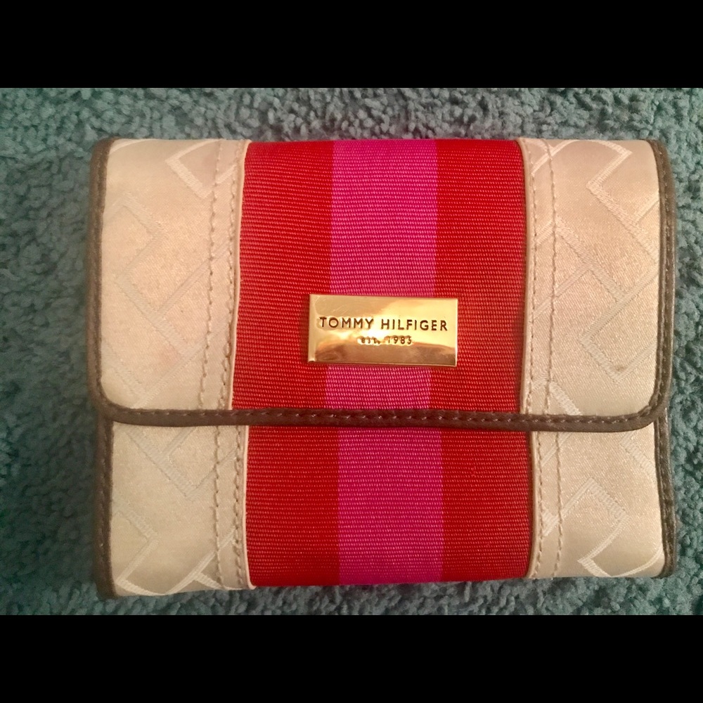 Tommy Hilfiger wallet.